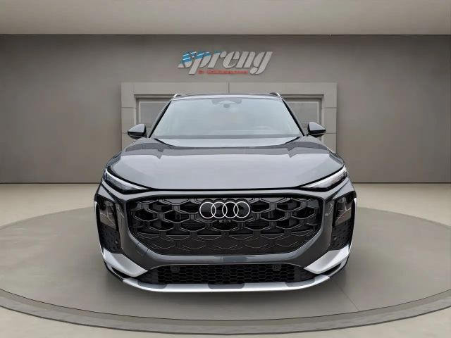 Audi Q3 Modell 2026 - eHybrid - nur € 53.999,-*
