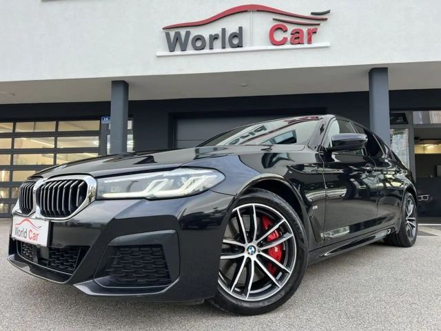 BMW 530 530d M-Sport Sedan xDrive