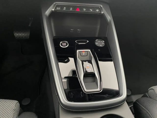 Audi A3 30 TFSI Sedan