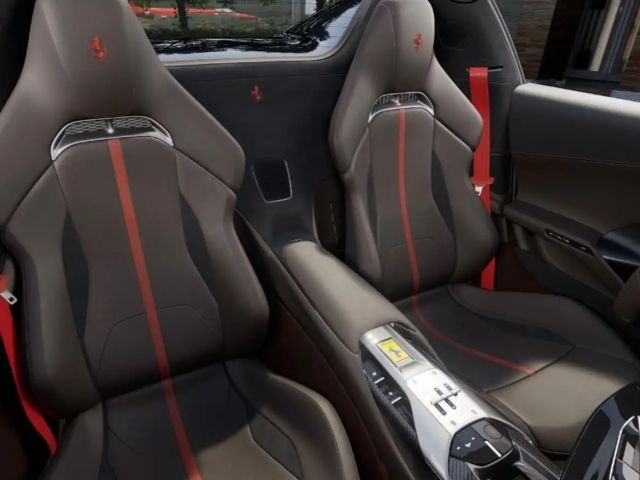 Ferrari 12Cilindri SPIDER INDIVIDUAL MASSAGE JBL 26 NEW