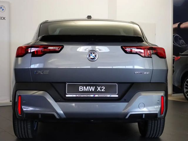 BMW iX2 eDrive20