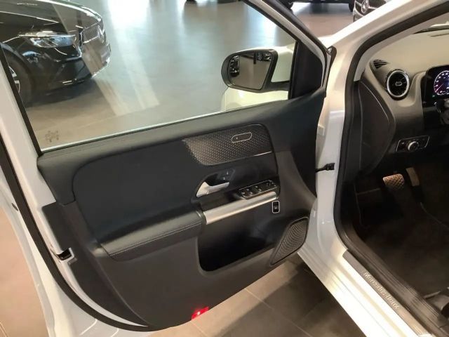 Mercedes-Benz B 200 Progressive