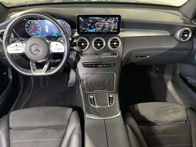 Mercedes-Benz GLC 200 AMG Line