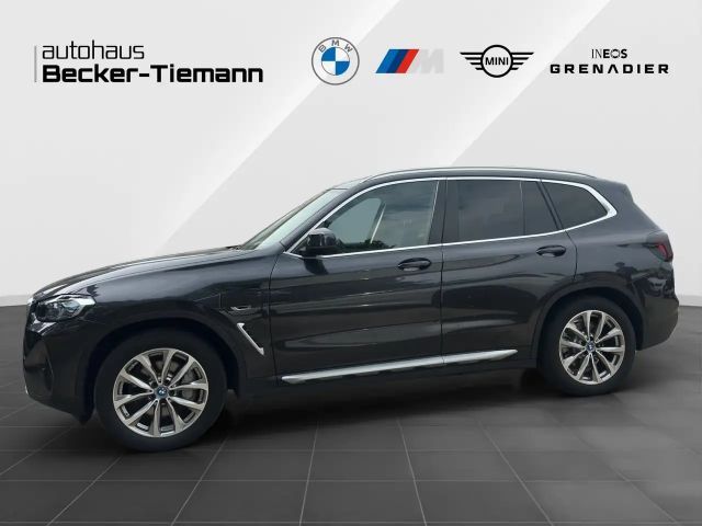 BMW X3 xDrive30e