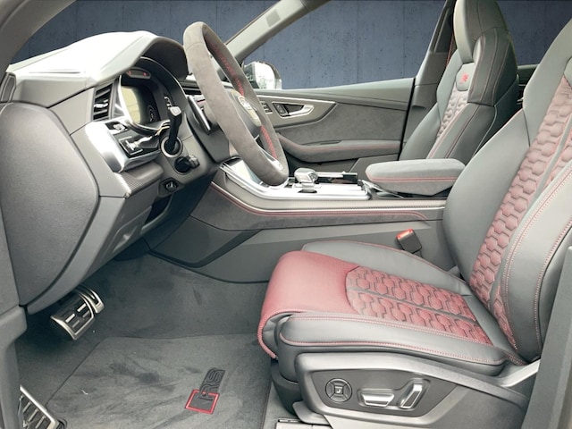 Audi RS Q8 Performance Quattro