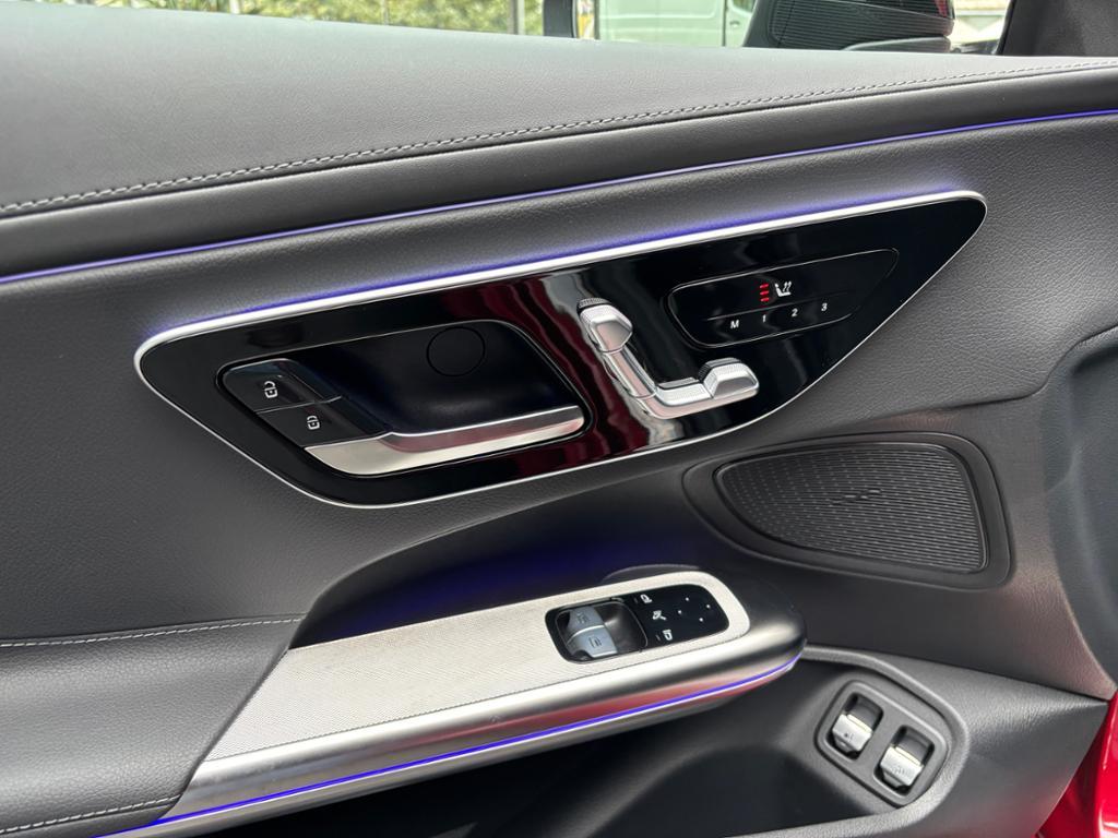 Mercedes-Benz CLE 300 e mit EQ Hybrid Technologie 360 ACC AHK