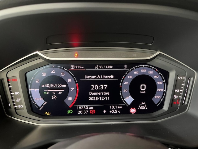 Audi Q3 35 TDI S-Tronic