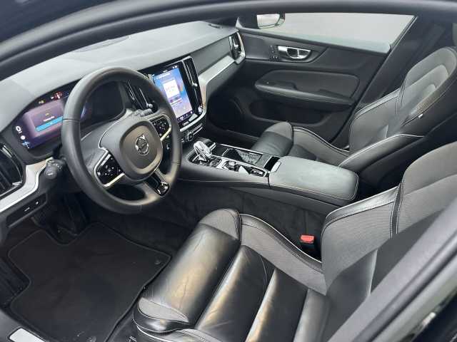 Volvo V60 Plus Recharge T6