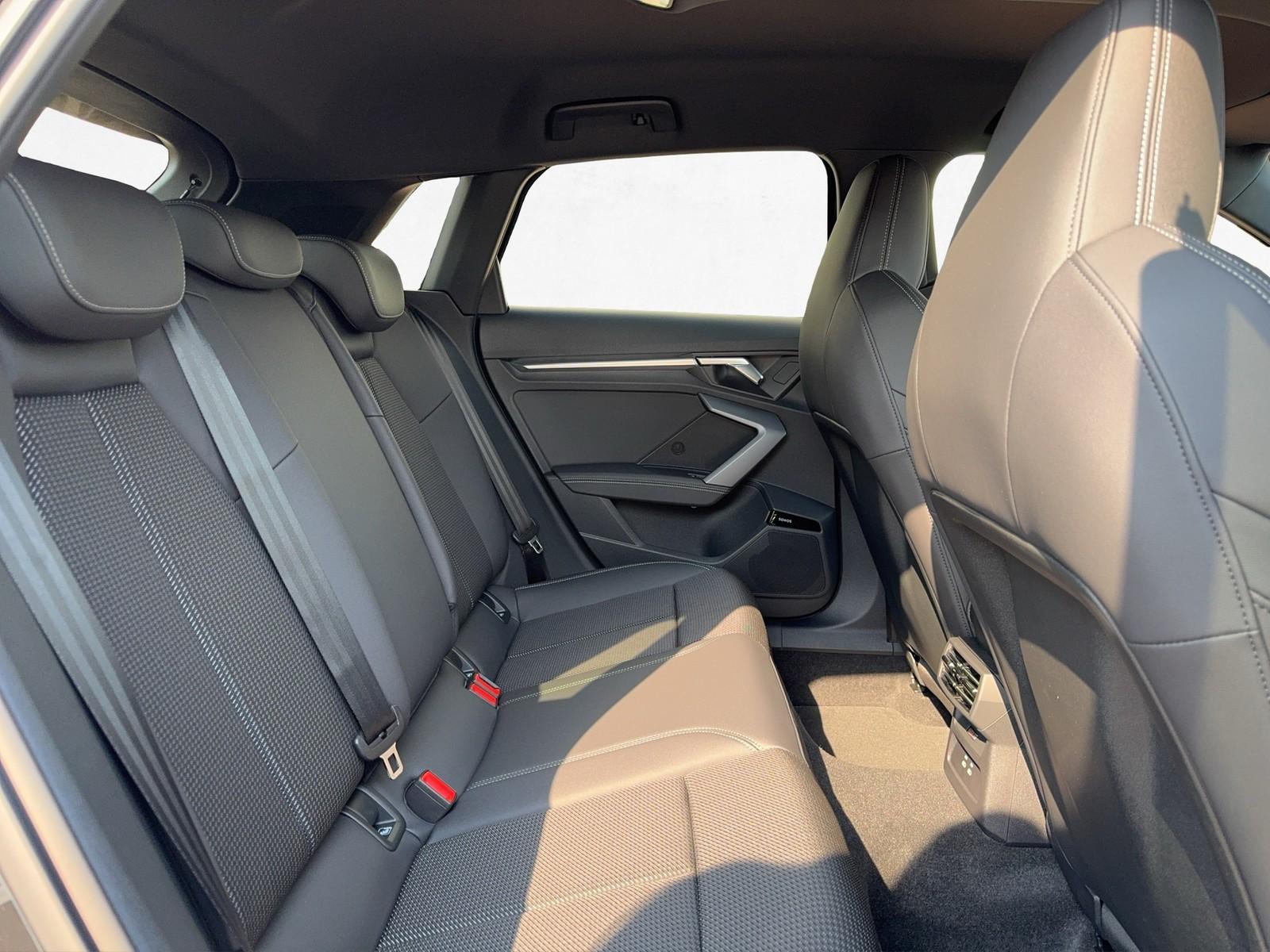 Audi A3 35 TFSI S-Tronic Sedan