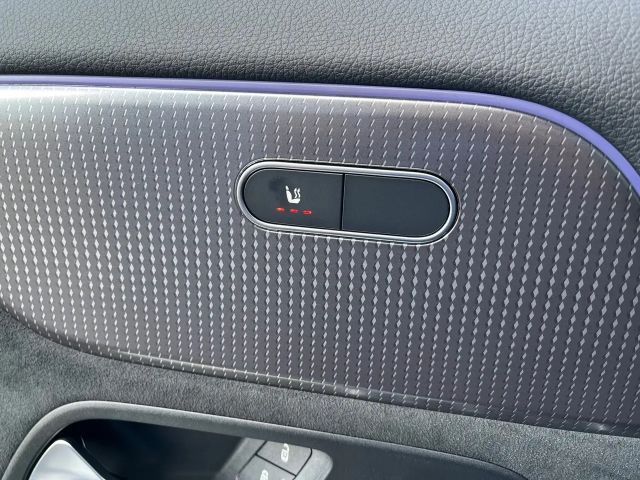 Mercedes-Benz EQA 300 4MATIC AMG Line