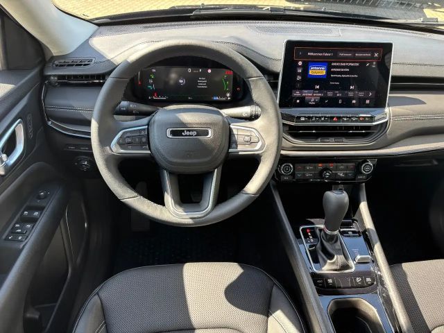 Jeep Compass 4xe Summit