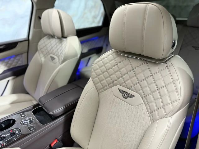 Bentley Bentayga V8