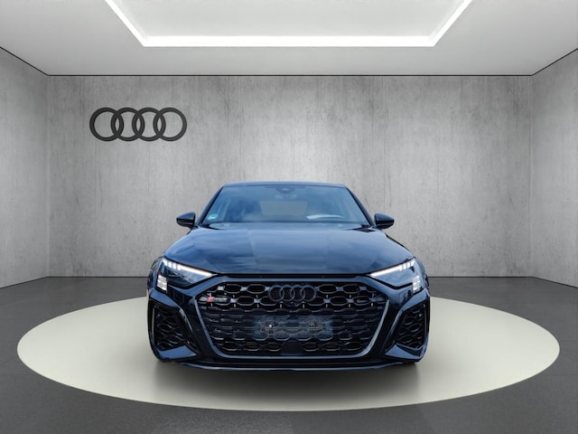 Audi RS3 Quattro S-Tronic Sedan
