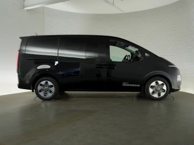 Hyundai Staria Prime