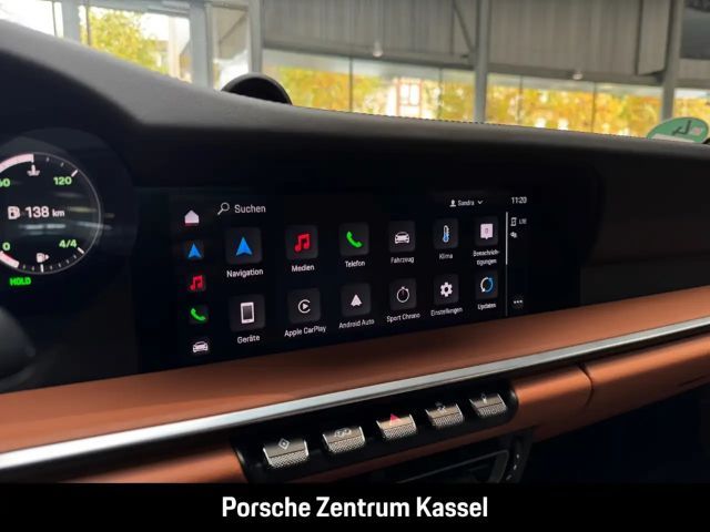 Porsche 992 4 Coupé Targa