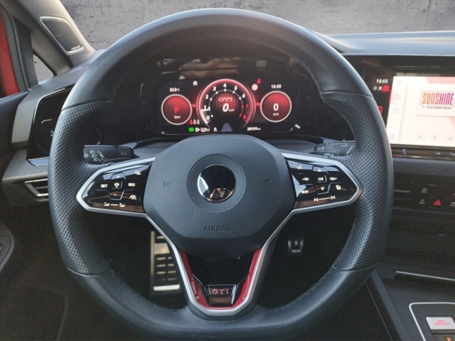 Volkswagen Golf 2.0 TSI DSG Golf VIII