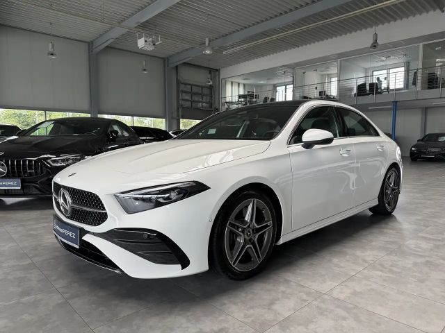 Mercedes-Benz A 250 4MATIC AMG Line