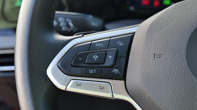 Volkswagen Golf 1.5 eTSI DSG Golf VIII