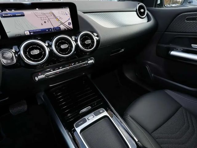 Mercedes-Benz B 200 SPURHALTE+KAMERA+CARPLAY+MBUX+LED+17 ZOLL