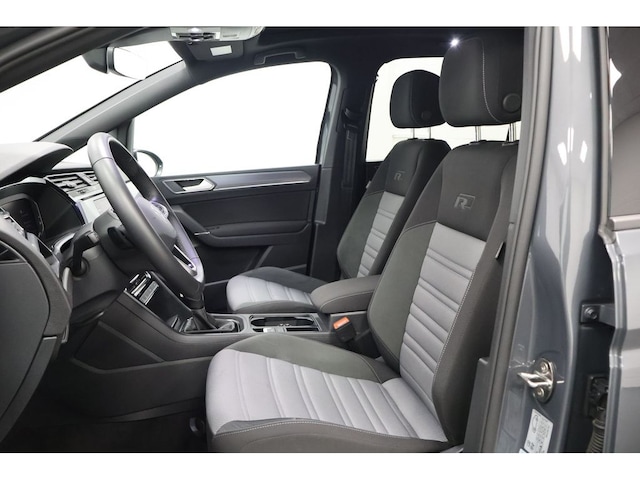 Volkswagen Touran 1.5 TSI DSG R-Line