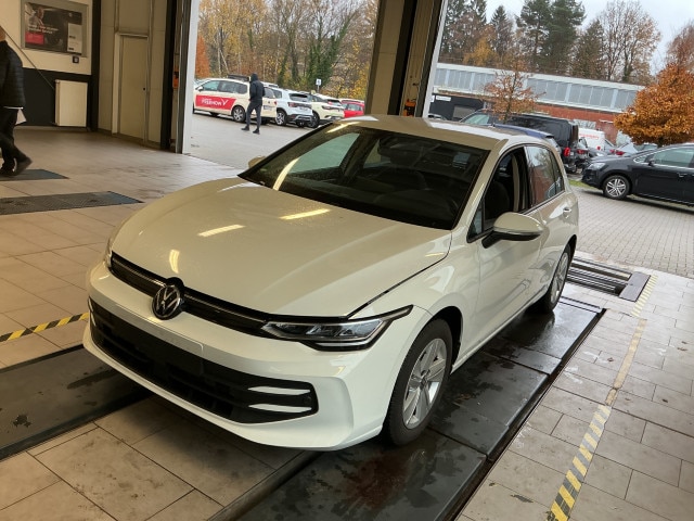 Volkswagen Golf 1.5 eTSI DSG Golf VIII