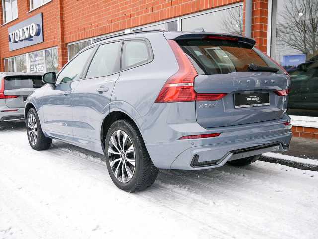 Volvo XC60 AWD Dark Plus