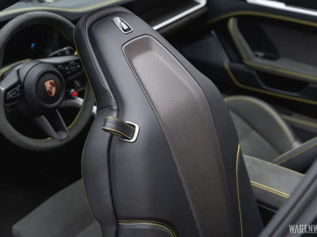 Porsche 992 4 Cabrio GTS Targa Turbo