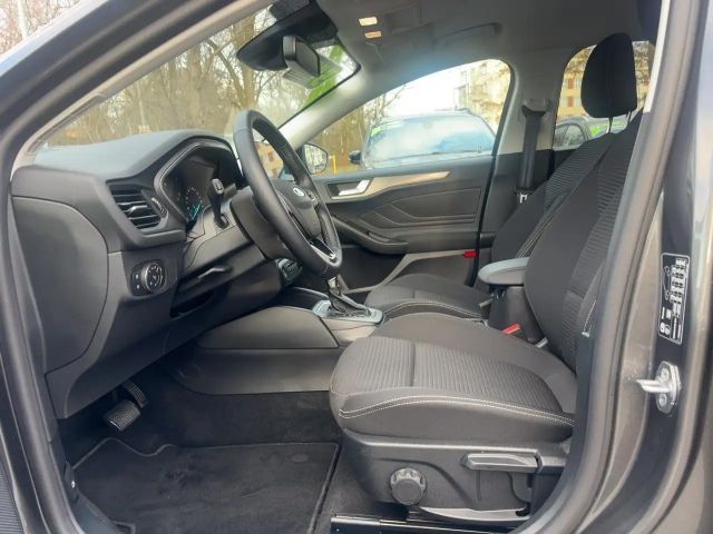 Ford Focus Titanium Wagon