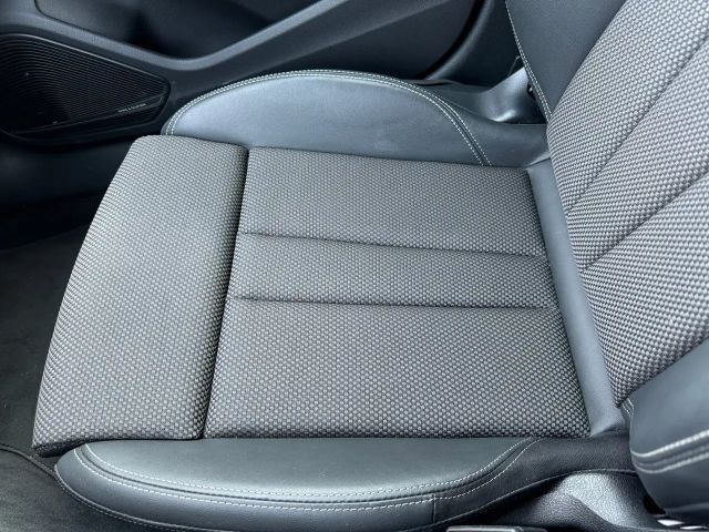 Audi A4 40 TDI Quattro S-Line