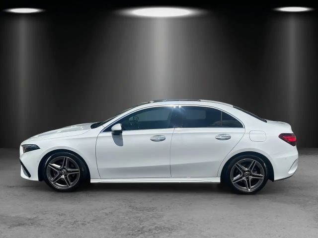 Mercedes-Benz A 200 AMG Line