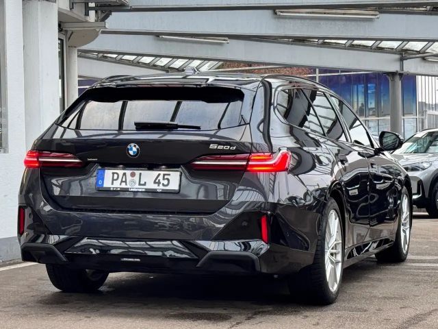 BMW 520 520d M-Sport Touring