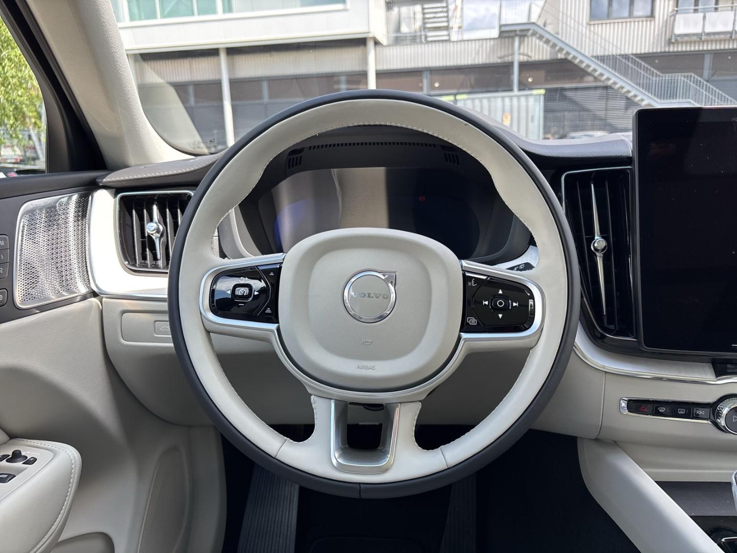 Volvo XC60 AWD Dark Recharge T8 Ultra