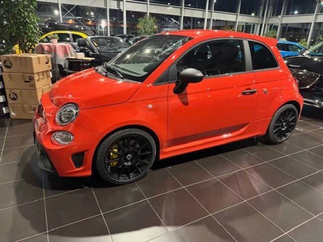 Abarth 695 Autom. Beats Navi Carplay PDC