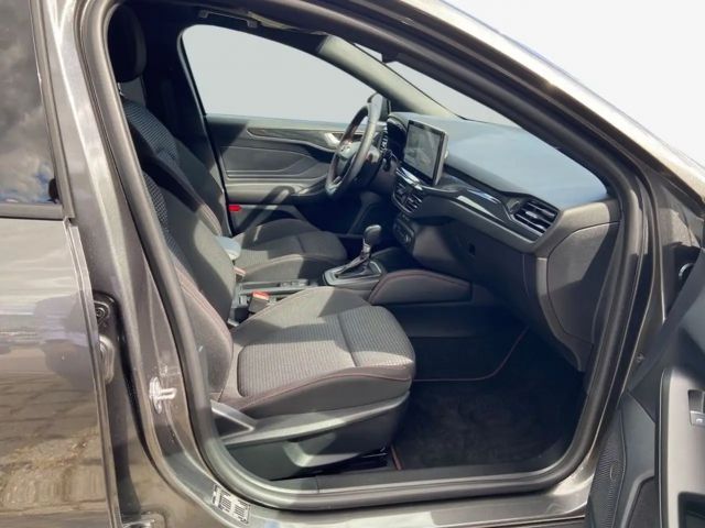 Ford Focus ST Line Wagon