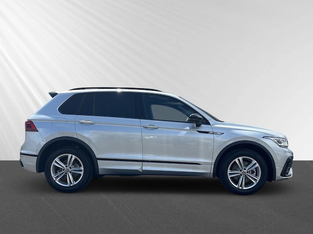 Volkswagen Tiguan 4Motion DSG R-Line