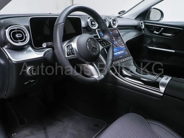 Mercedes-Benz C 180 AVANTGARDE Sedan