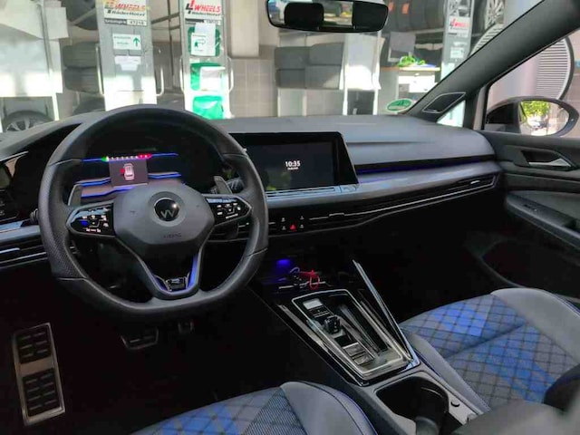 Volkswagen Golf 2.0 TSI IQ.Drive Variant