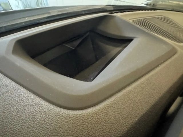 BMW 320 320d M-Sport Sedan xDrive