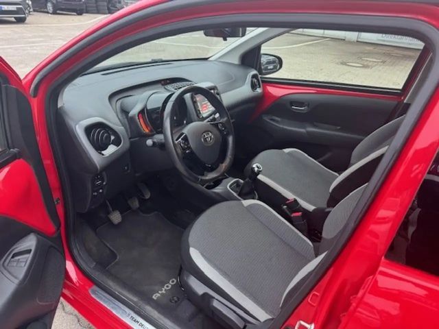 Toyota Aygo X Hatchback Play Team D X-play