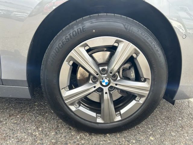 BMW 220 220i Active Tourer