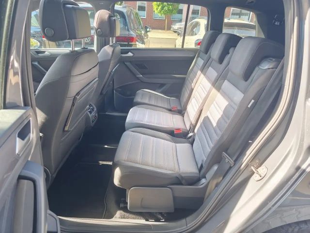 Volkswagen Touran Highline R-Line