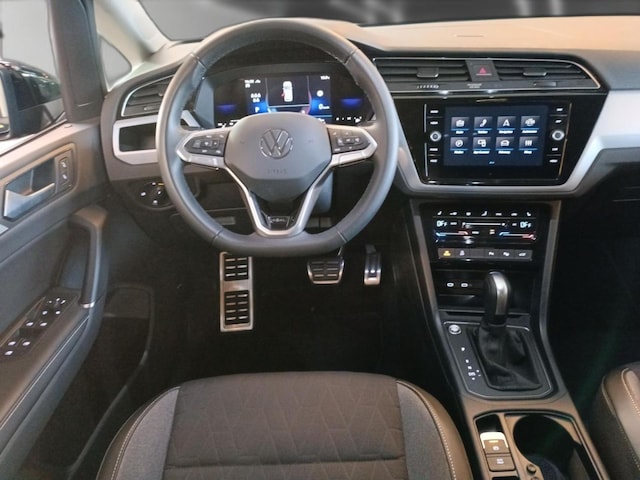 Volkswagen Touran 1.5 TSI DSG IQ.Drive