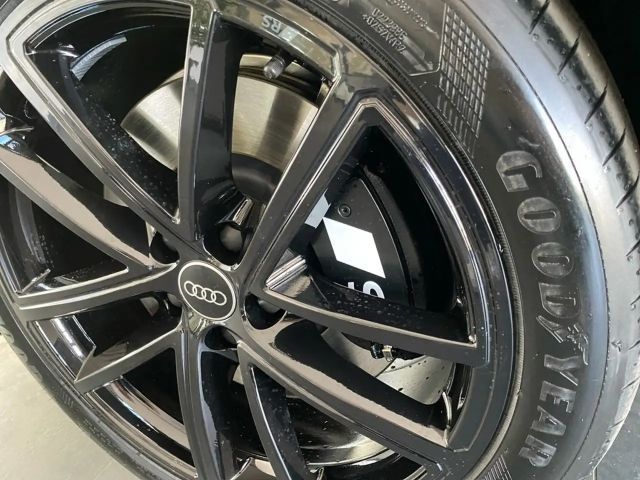 Audi S5 Avant Quattro