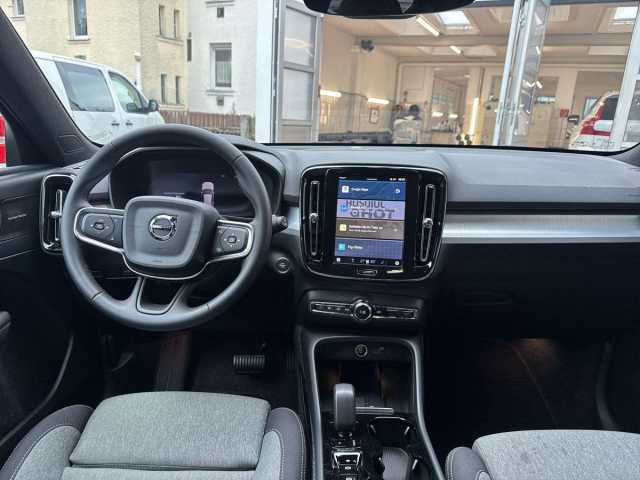 Volvo XC40 Dark Plus