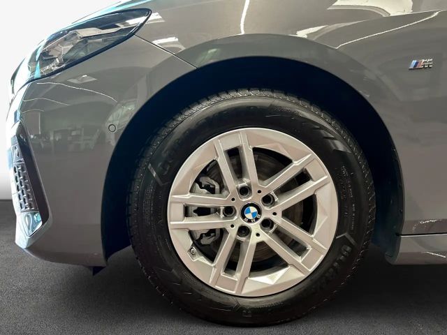 BMW 220 220i Active Tourer