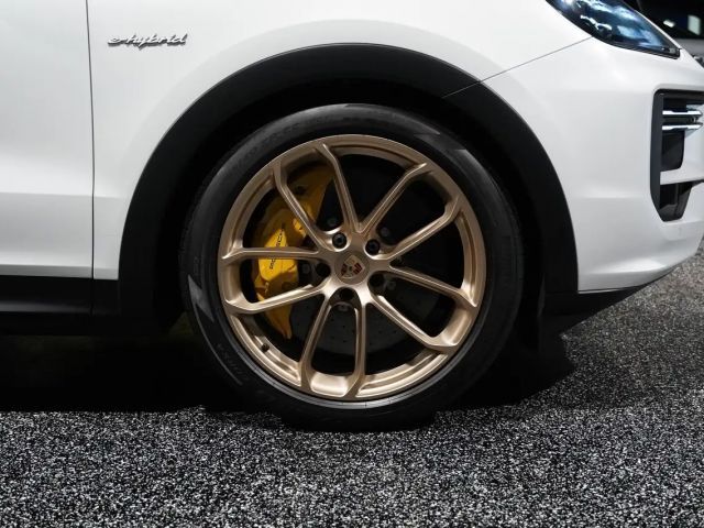 Porsche Cayenne E-Hybrid Turbo