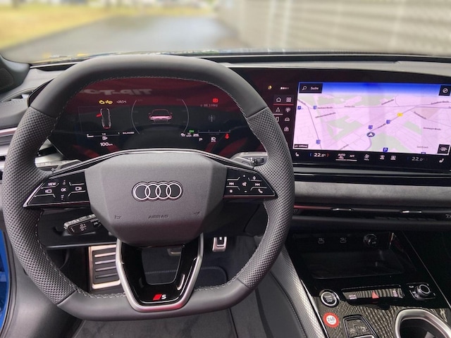 Audi A6 Avant Quattro S-Tronic