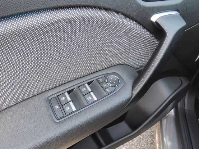 Renault Captur EDC TCe 160 Techno