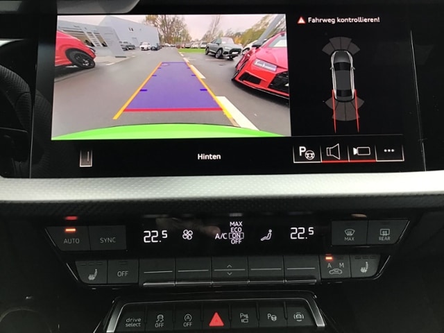 Audi RS3 Quattro S-Tronic Sedan