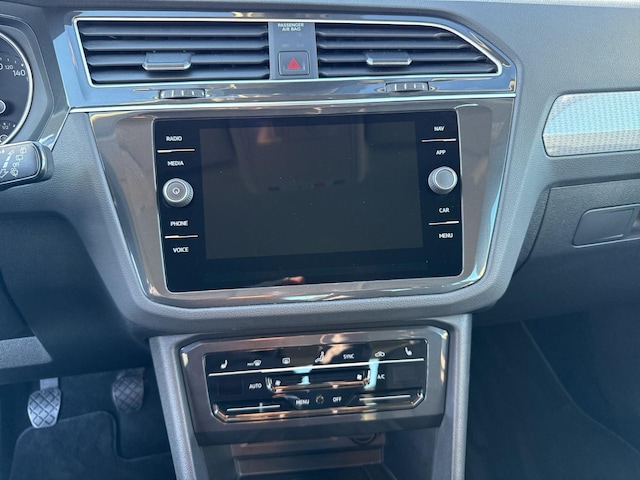 Volkswagen Tiguan TDI CarPlay/Black/ACC/LED/Navi
